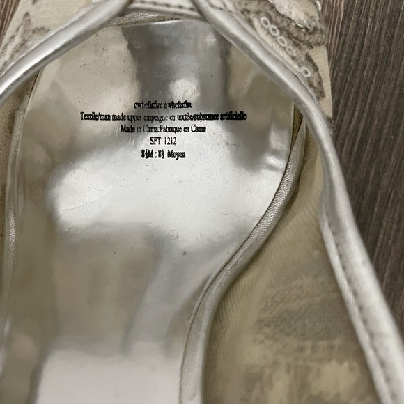Nine West, Sequin Silver Heel, Size 7.5 - Picture 4 of 4